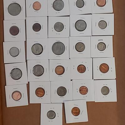 Lot of uncirculated 1970,s us coins  All coins fresh from mint packaging unsearched  