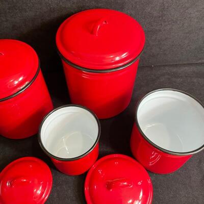 Lot 262 Red Canisters