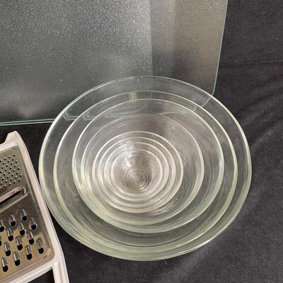 Lot 267  Kitchen Misc with Glass Bowl Set