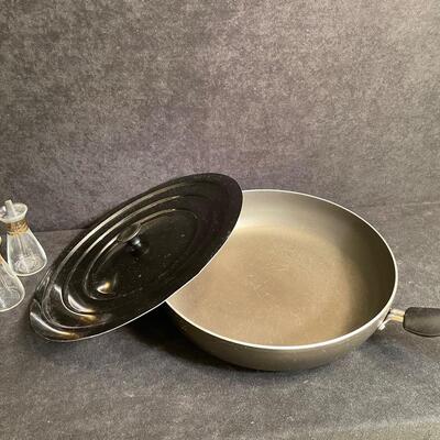 Lot 273  Kitchen Misc with Saute Pan