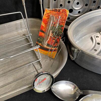 Lot 273.5  Roasting Gear