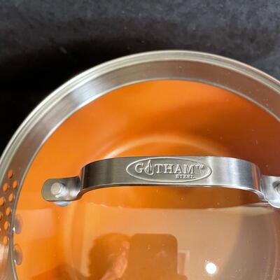 Lot 275  Gotham Steel Dutch Oven