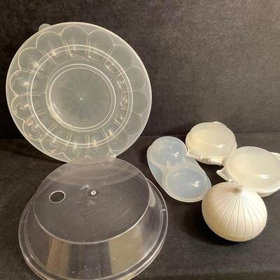 Lot 285  Plasticware with Deviled Egg keeper