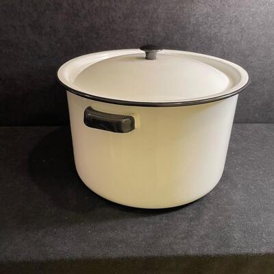 Lot 288  Large Enamel Stock Pot
