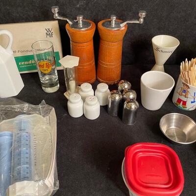 Lot 291  Kitchen Misc with Toothpicks