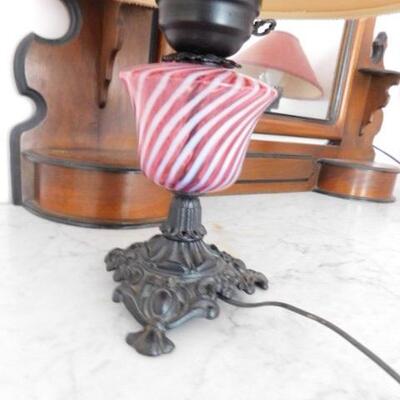 Vintage Red and White Stripe Swirl Glass Post Table Lamp with Pot Metal Stand 18