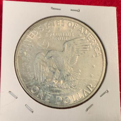  1971 Ike 40% SILVER SILVER DOLLAR  UNCIRCULATED WITH IKE PRESIDENTIAL BUTTON