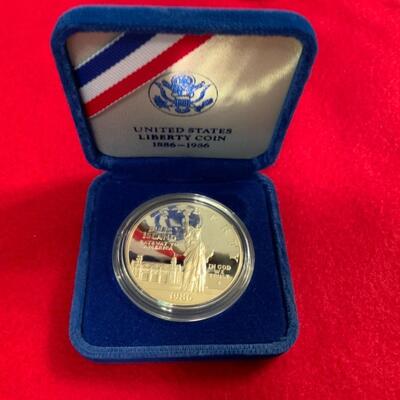 1986 STATUE LIBERTY PROOF 90 % SILVER DOLLAR 