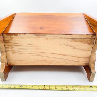 WOODEN MAGAZINE HOLDER
