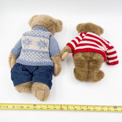 BOYDâ€™S BEARS LOT #2 - LARGE CHRISTMAS BEARS