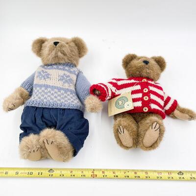 BOYDâ€™S BEARS LOT #2 - LARGE CHRISTMAS BEARS