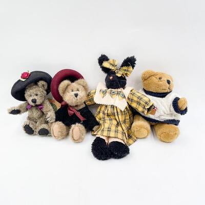 BOYDâ€™S BEARS LOT #3 - SMALL BEARS & RABBIT