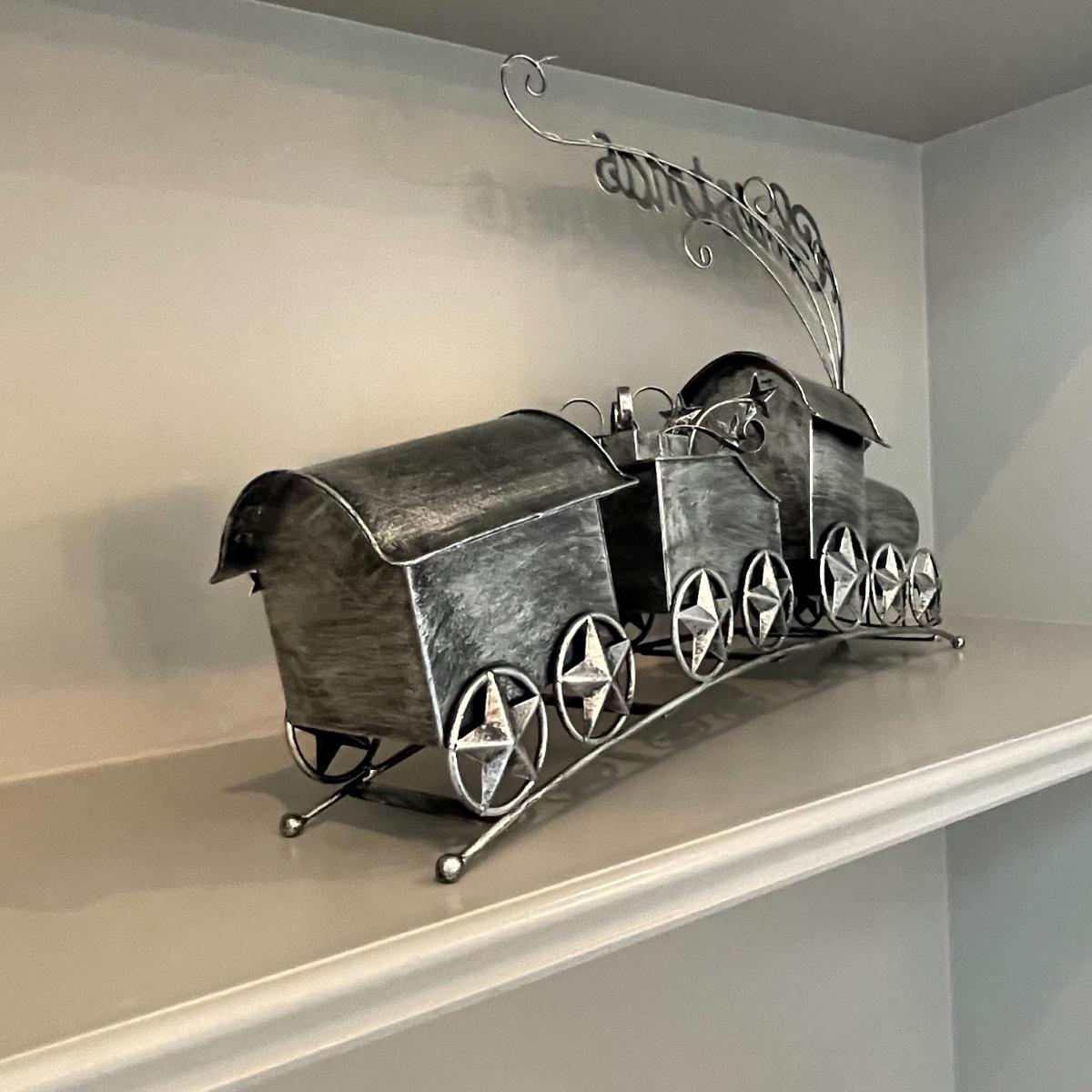 Working Metal LightUp Christmas Train Decor