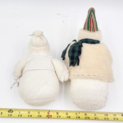 CHRISTMAS STUFFED FRIENDS LOT