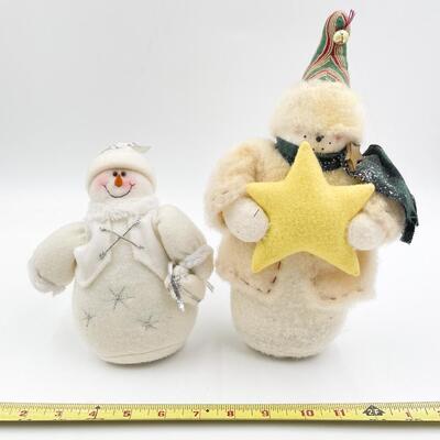 CHRISTMAS STUFFED FRIENDS LOT
