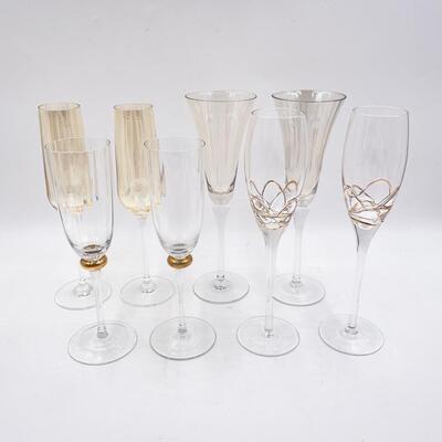 CHAMPAGNE GLASSES LOT #1