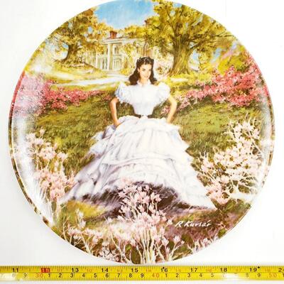 KNOWLES LIMITED EDITION ~ GONE WITH THE WIND~ "SCARLETT"