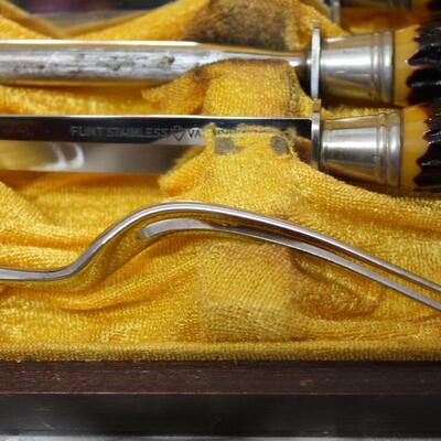 Vintage Flint Vanadium Carving set (JS/LG)