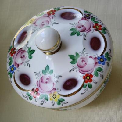 Vintage Cut to Cranberry Trinket box (KP/CN)