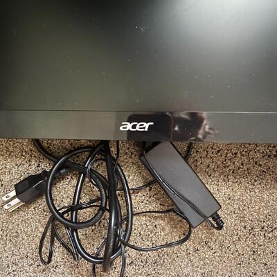 lot 366- Acer monitor 