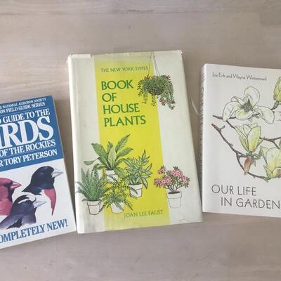 Lot 98: Books: Gardening, How To and More 