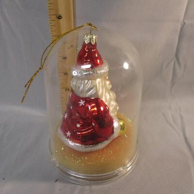 Lot 17 - Glass Santa Ornament