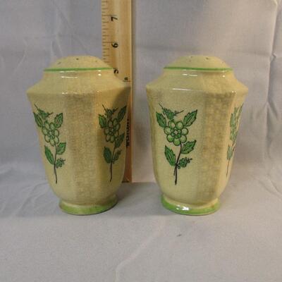 Lot 21 - Hand Painted Japan Shakers