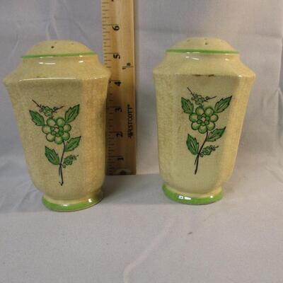 Lot 21 - Hand Painted Japan Shakers