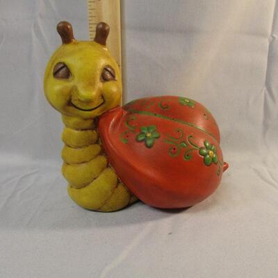 Lot 25 - Vintage Ceramic Snail