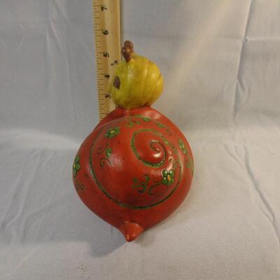 Lot 25 - Vintage Ceramic Snail