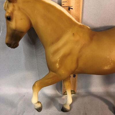 Lot 38 - Breyer Mold Butterscotch Horse