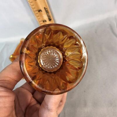 Lot 44 - Carnival Glass Small Swing Vase