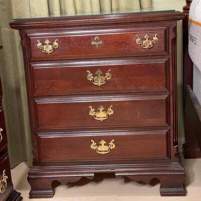 Lot 318  Pair of Night Stands