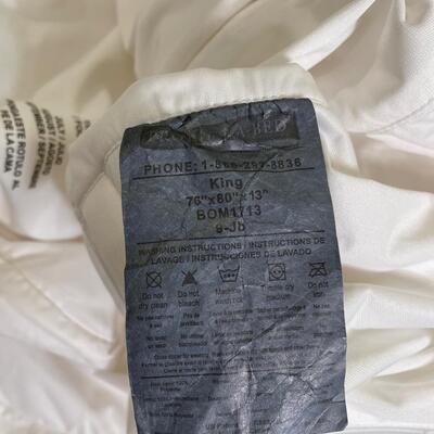 Lot 339  King Waterproof Mattress Cover