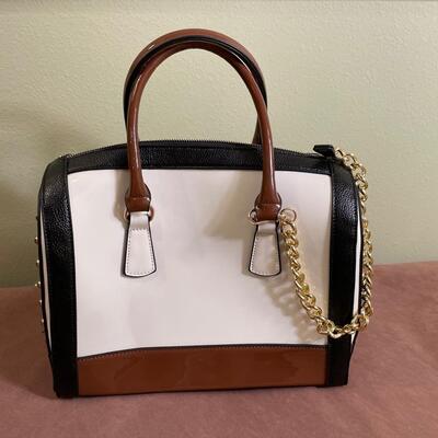 Lot 352  Handbag