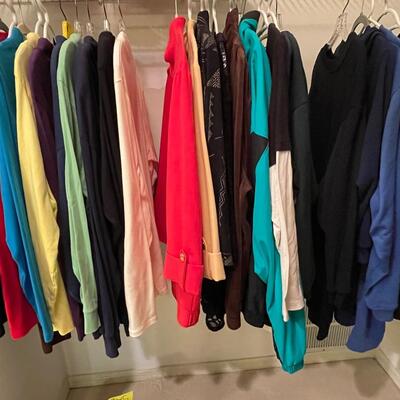 Lot 353  Plus Size Clothing