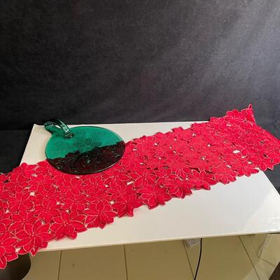 Lot 363  Christmas Table Decor