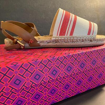 Lot 341:  Tory Burch Espadrilles Size 9