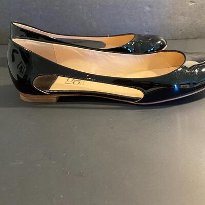 Lot 343: Giorgio Armani & Barneyâ€™s New York