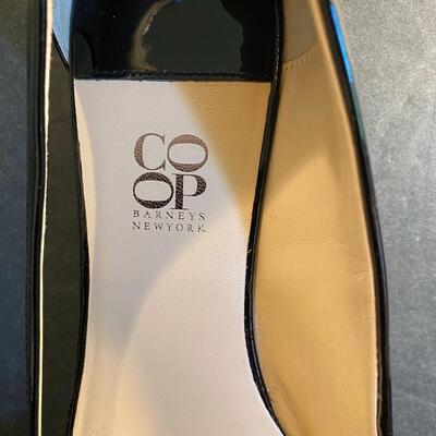 Lot 343: Giorgio Armani & Barneyâ€™s New York