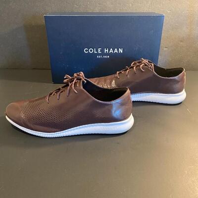 Lot 344: Cole Haan Shoes Women's size 9
