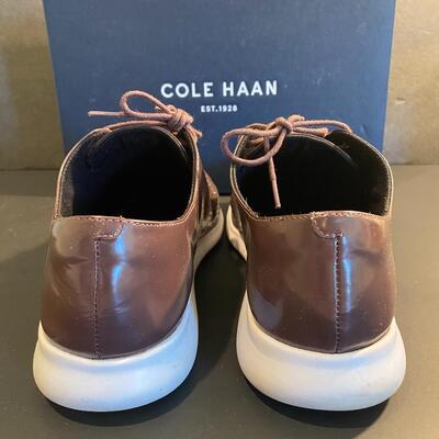 Lot 344: Cole Haan Shoes Women's size 9
