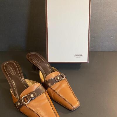 Lot 345: Coach & Free Lance Shoes