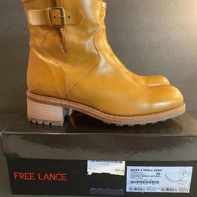 Lot 345: Coach & Free Lance Shoes