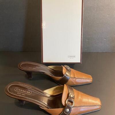 Lot 345: Coach & Free Lance Shoes