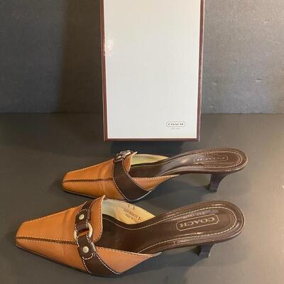 Lot 345: Coach & Free Lance Shoes