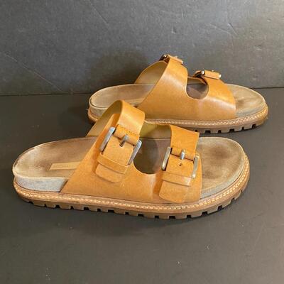Lot 351: Michael Kors & Calvin Klein Shoes