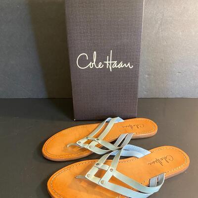 Lot 352: Designer Sandals Women's size 9
