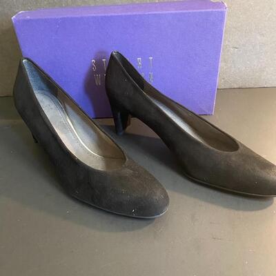 Lot 354: Stuart Weitzman Designer Shoes