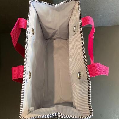 Lot 357: Thirty- one Bags